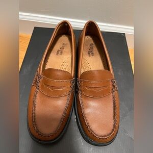 Bass brown leather loafers (barely worn)